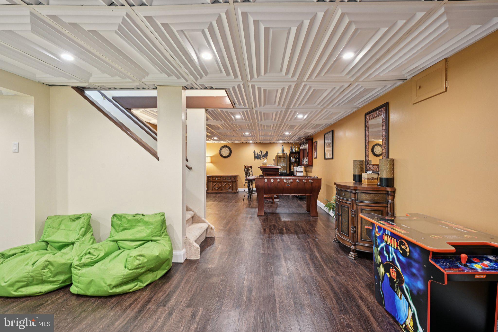 MAKEFIELD RIDGE - Residential