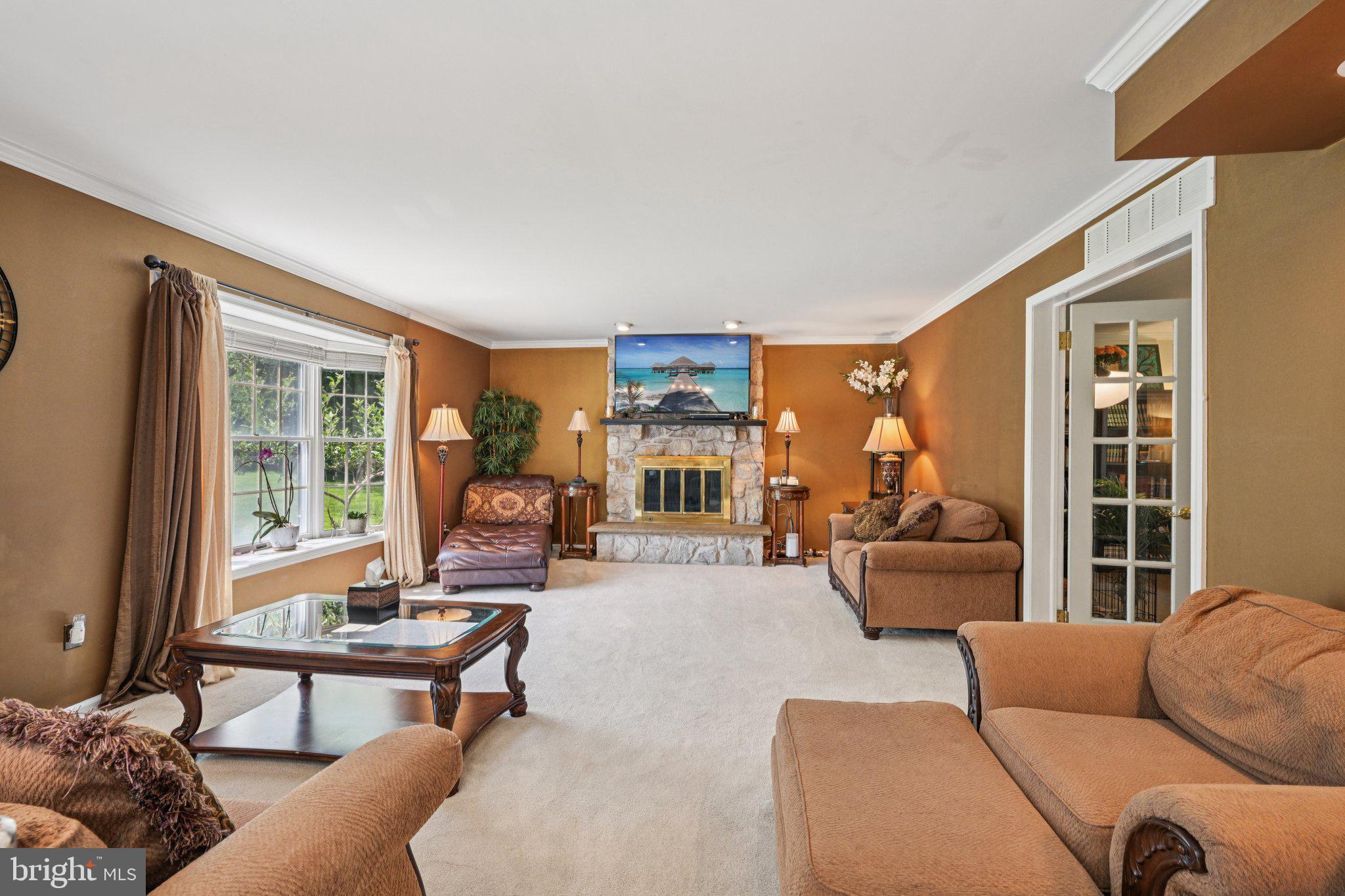 MAKEFIELD RIDGE - Residential