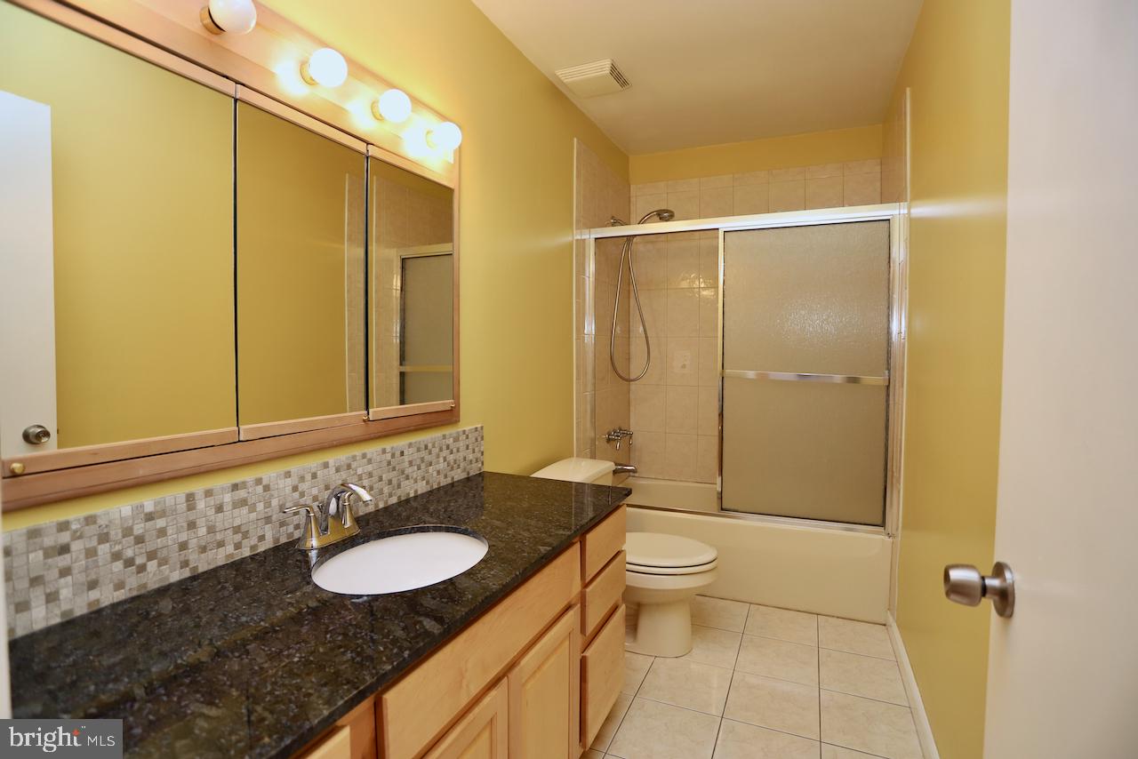 GREENGATE TOWNHOMES - Residential Lease