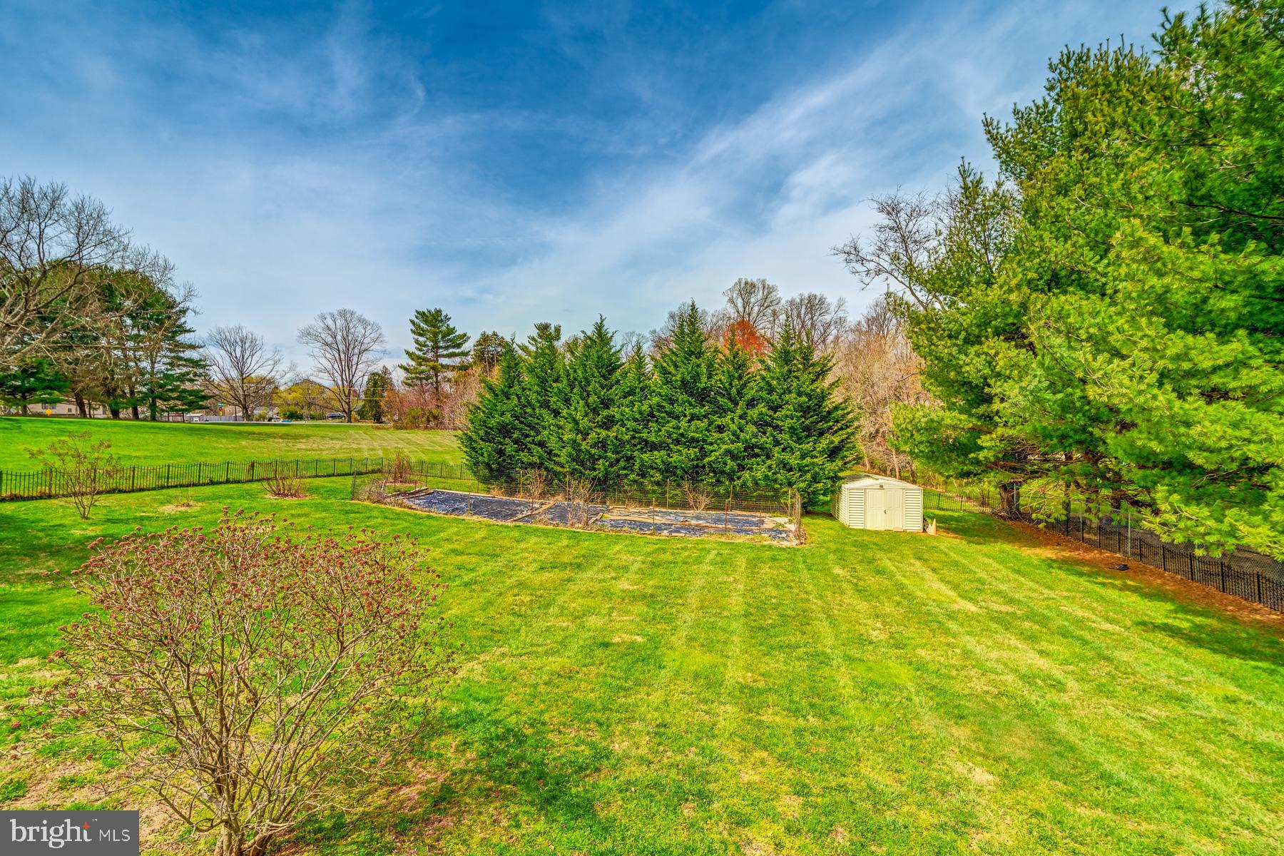 BEALLS MANOR - Residential