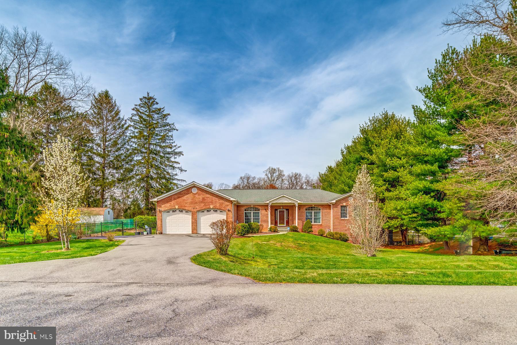 BEALLS MANOR - Residential