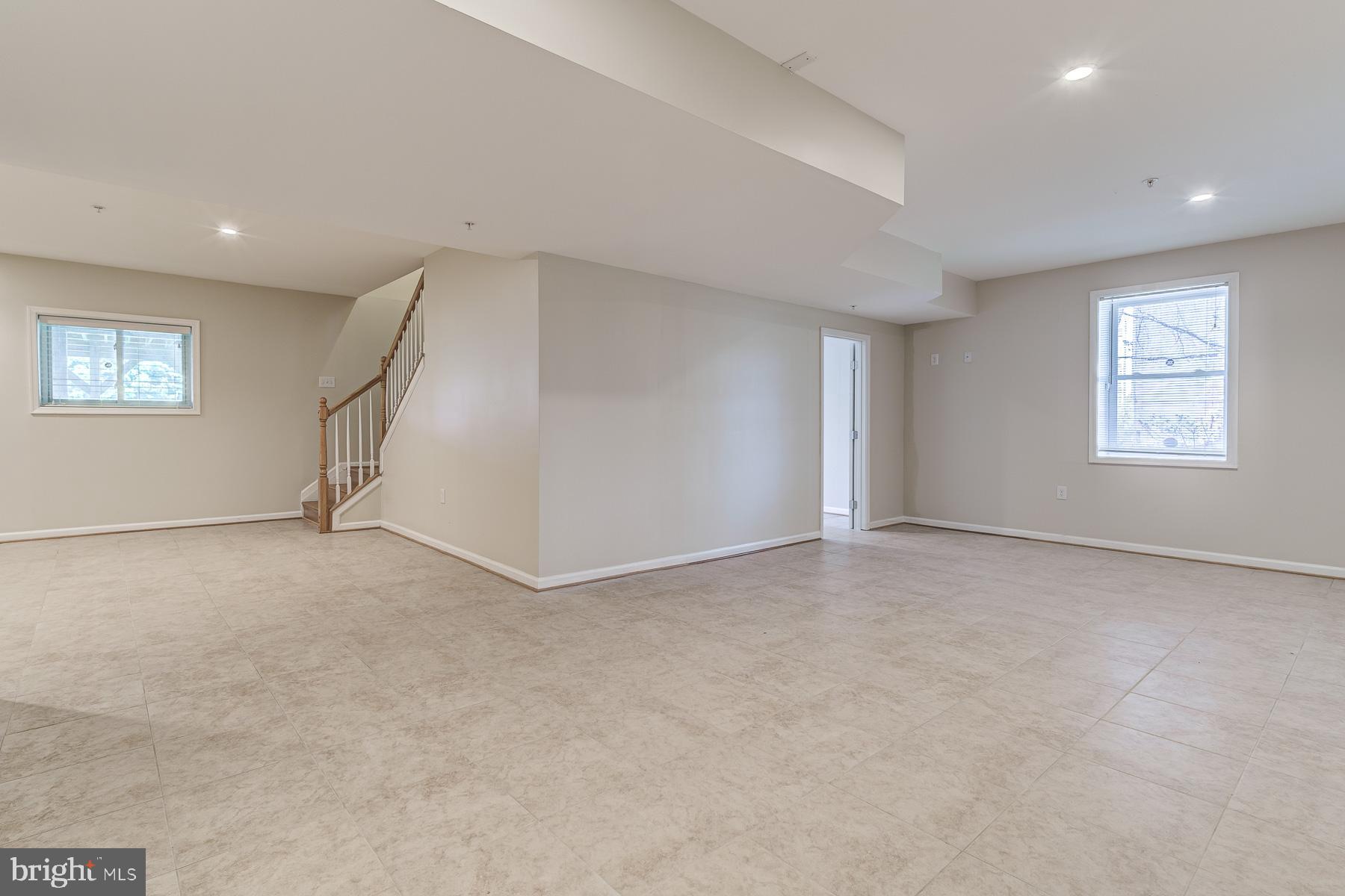 BEALLS MANOR - Residential