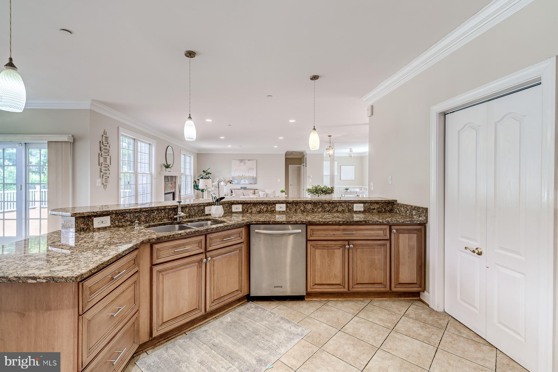 BEALLS MANOR - Residential