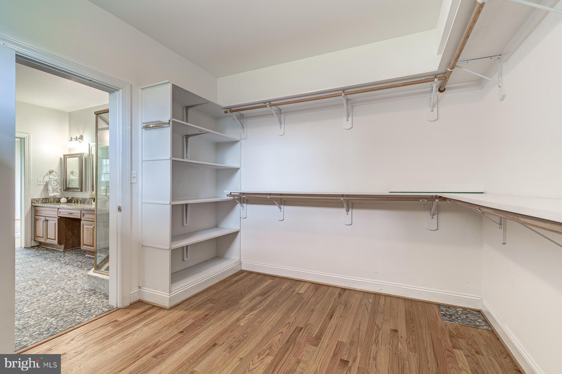 BEALLS MANOR - Residential