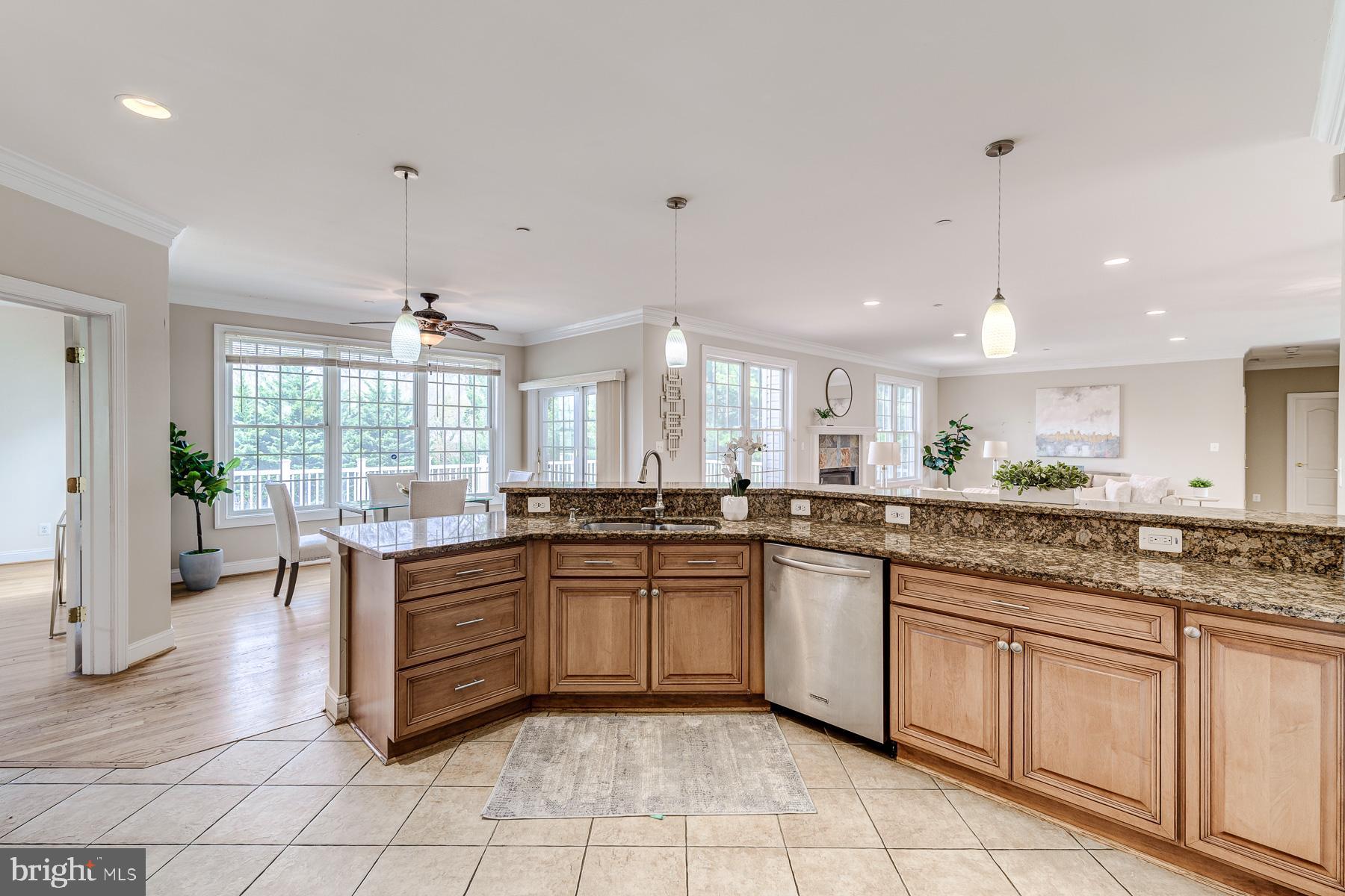 BEALLS MANOR - Residential