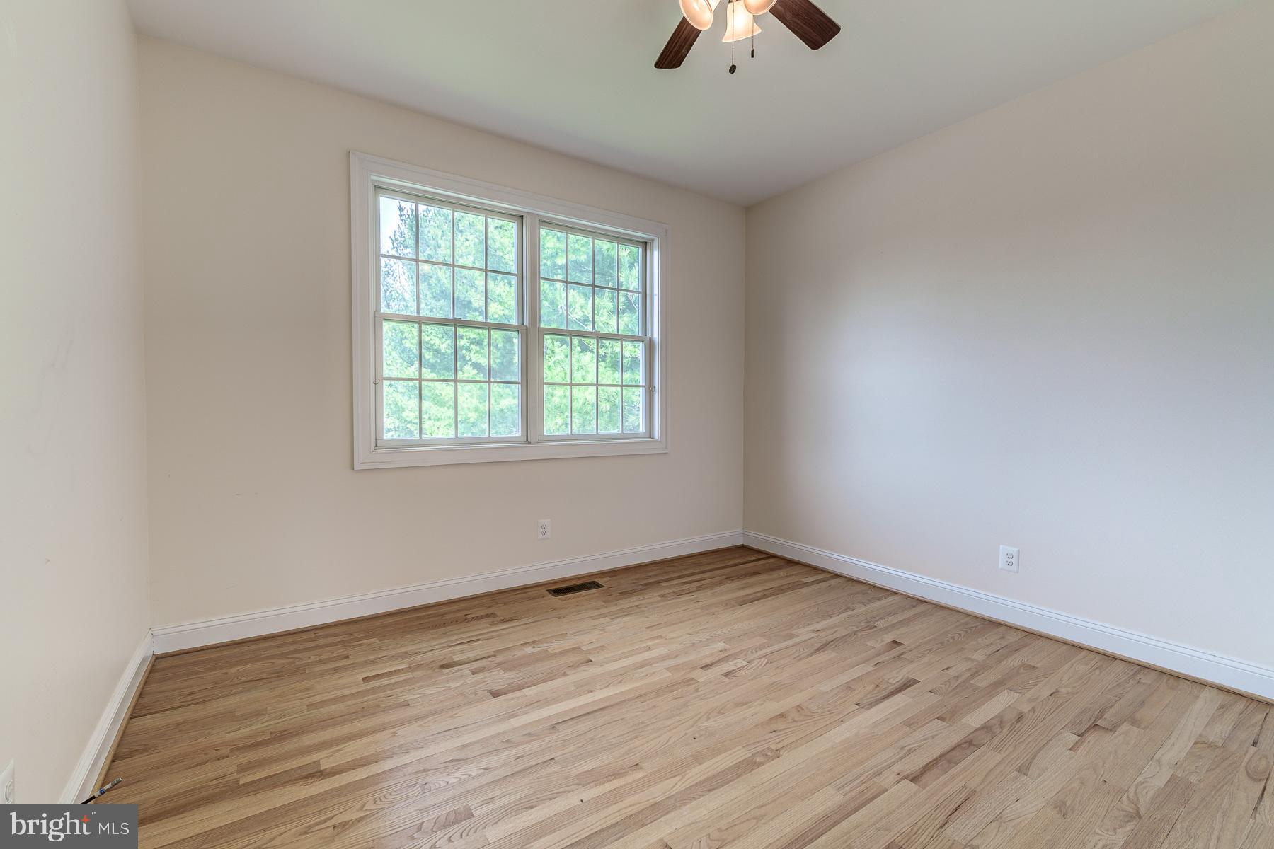 BEALLS MANOR - Residential