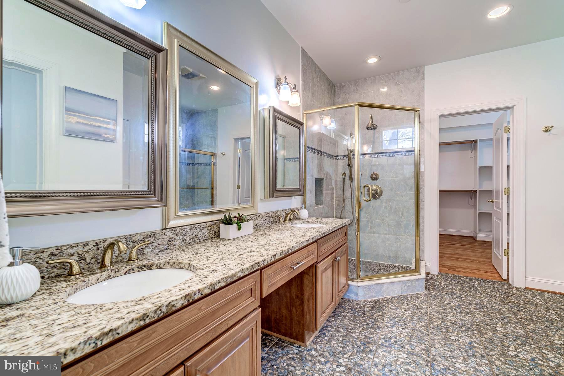 BEALLS MANOR - Residential