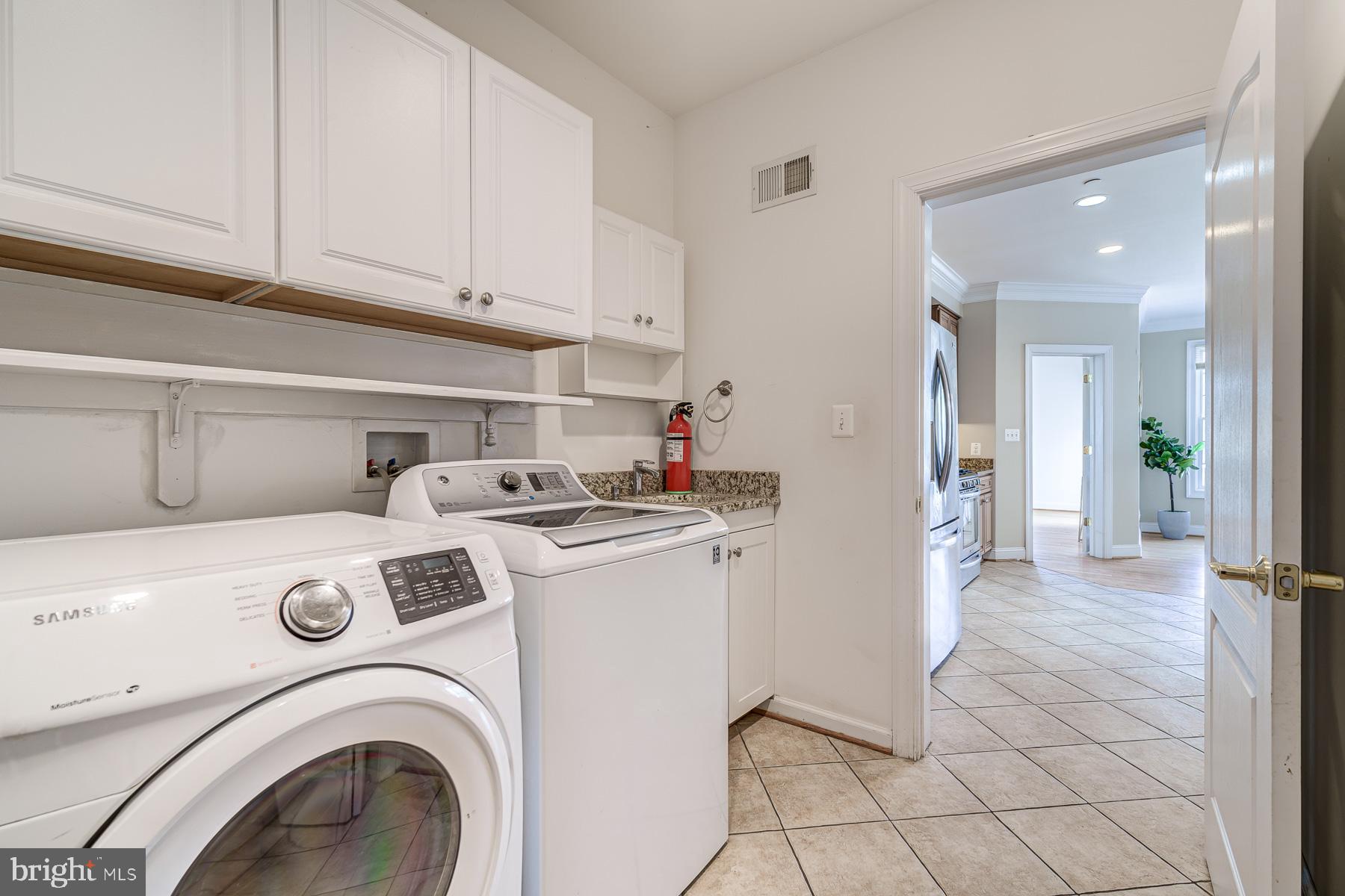 BEALLS MANOR - Residential