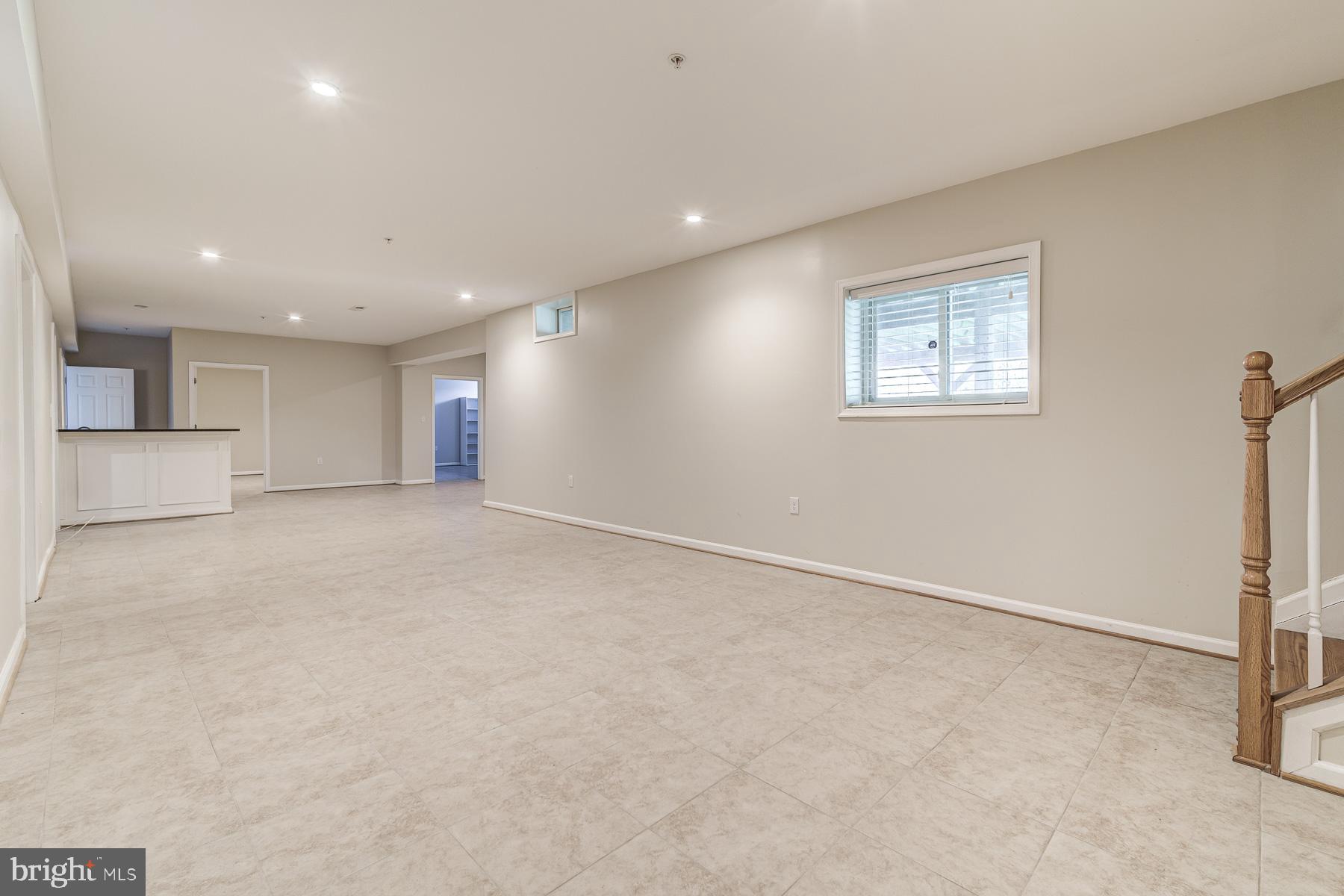 BEALLS MANOR - Residential