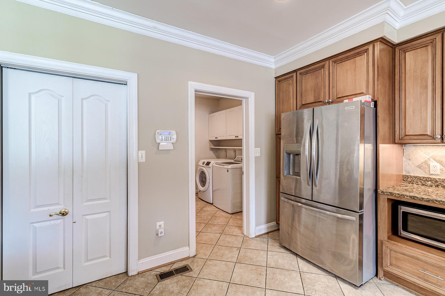 BEALLS MANOR - Residential