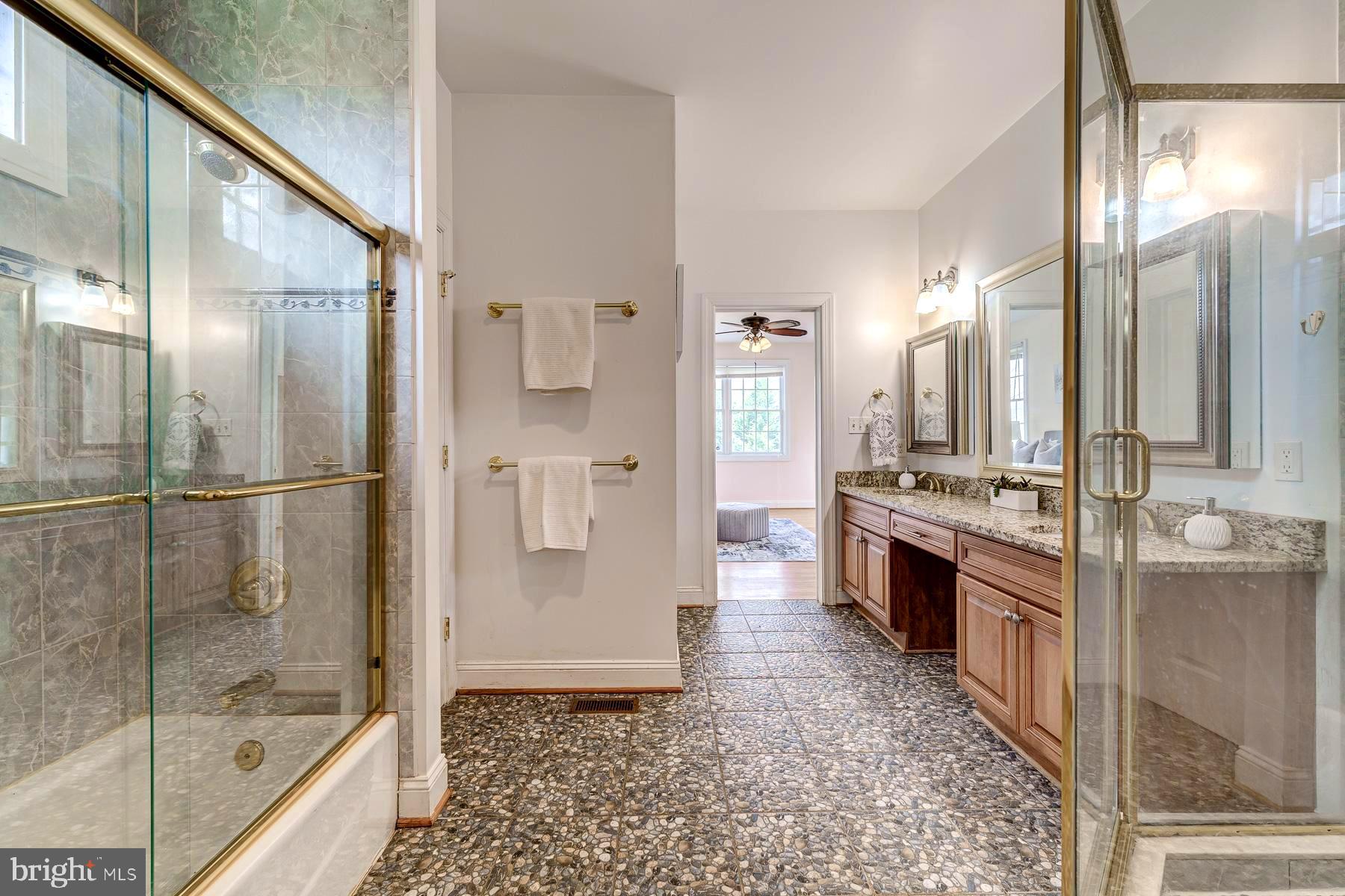 BEALLS MANOR - Residential