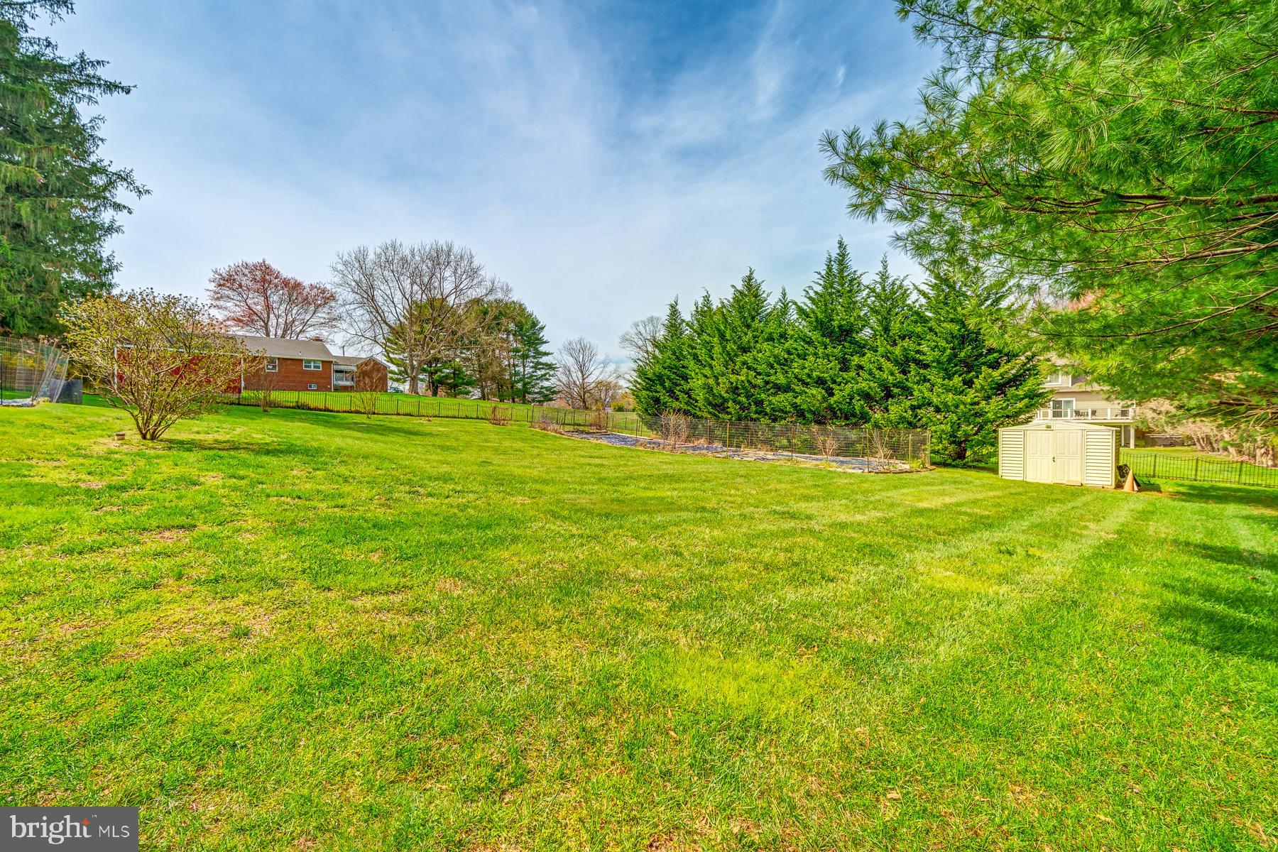 BEALLS MANOR - Residential