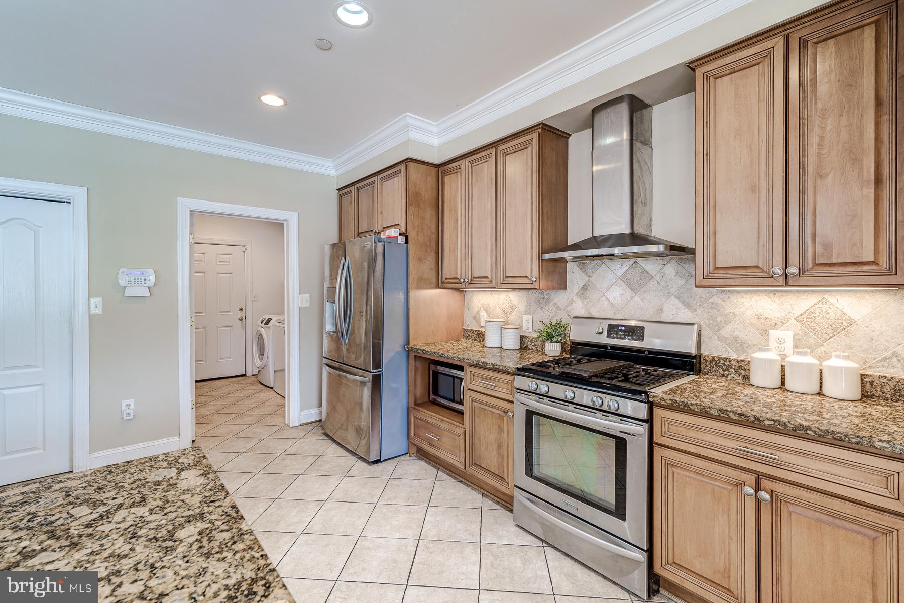 BEALLS MANOR - Residential