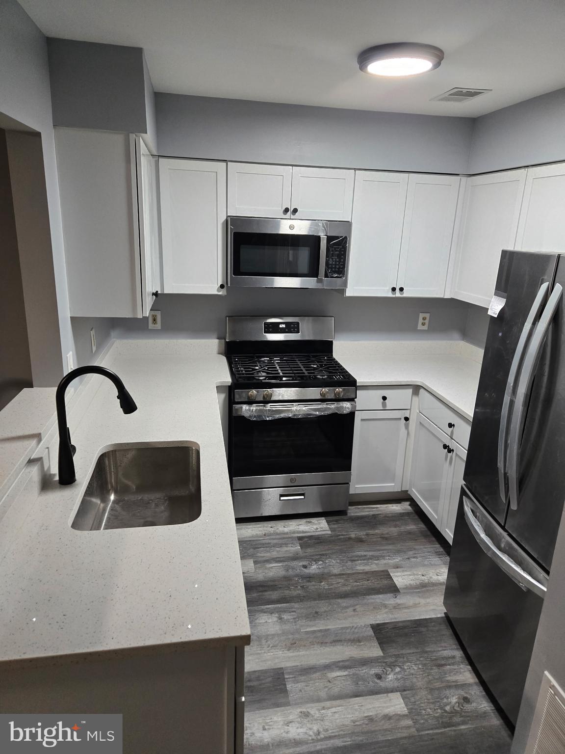 ELKRIDGE TOWN CENTER - Residential