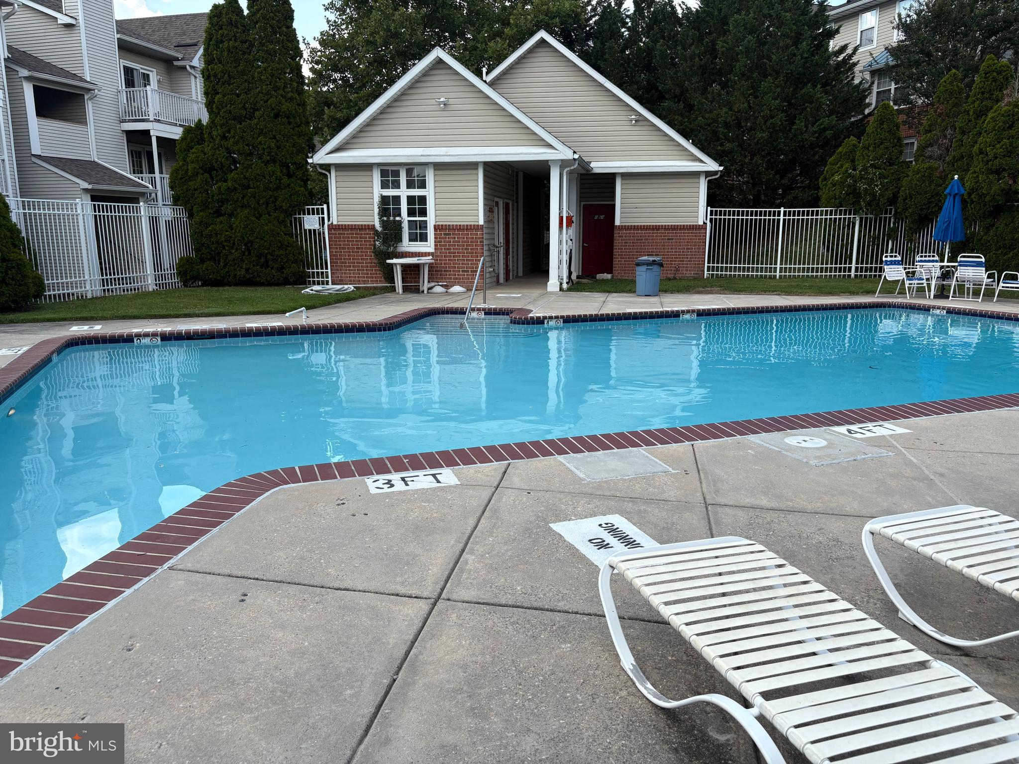 ELKRIDGE TOWN CENTER - Residential