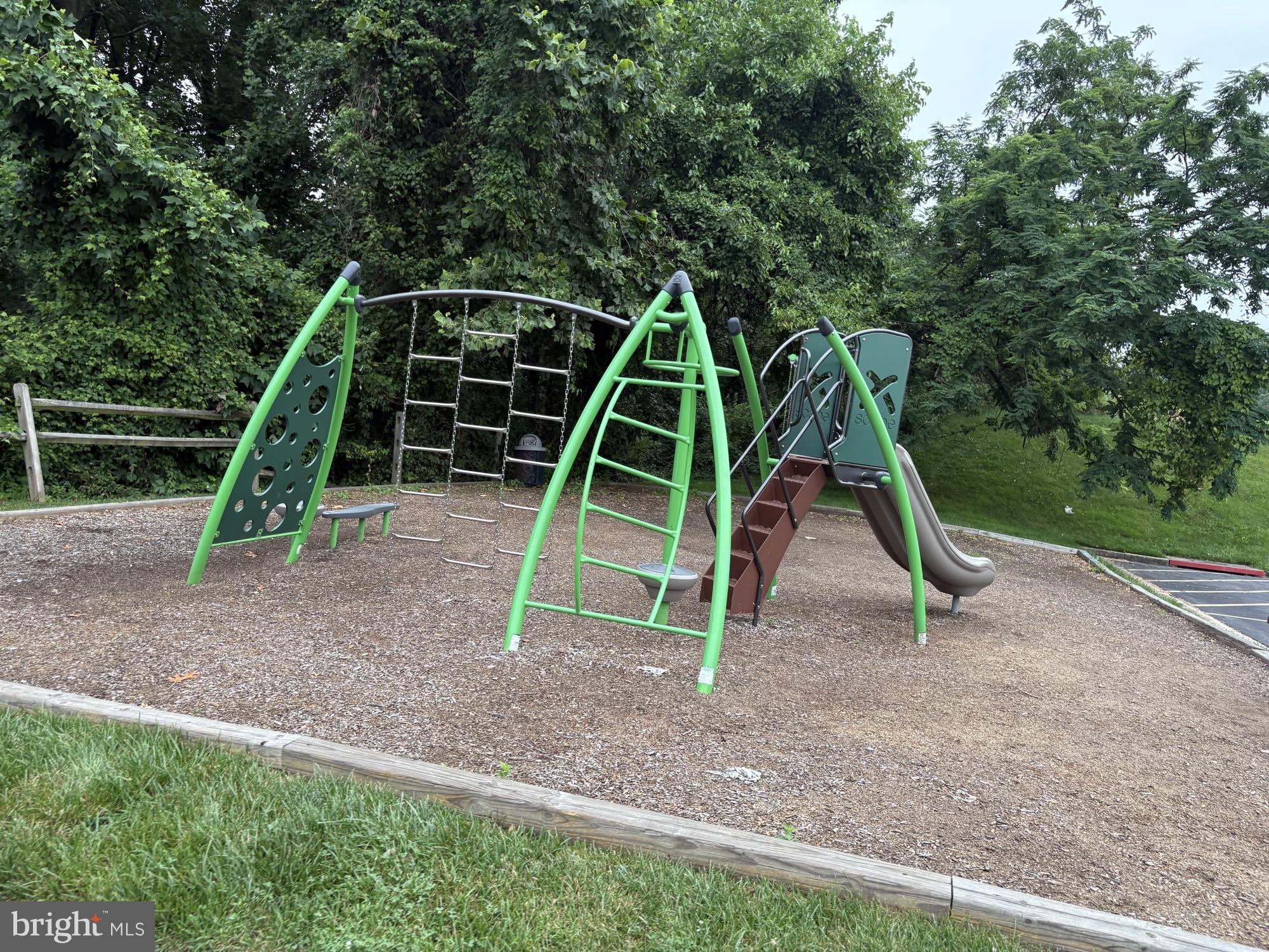 ELKRIDGE TOWN CENTER - Residential