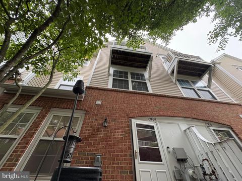 6368 BAYBERRY COURT 12 ELKRIDGE MD 21075