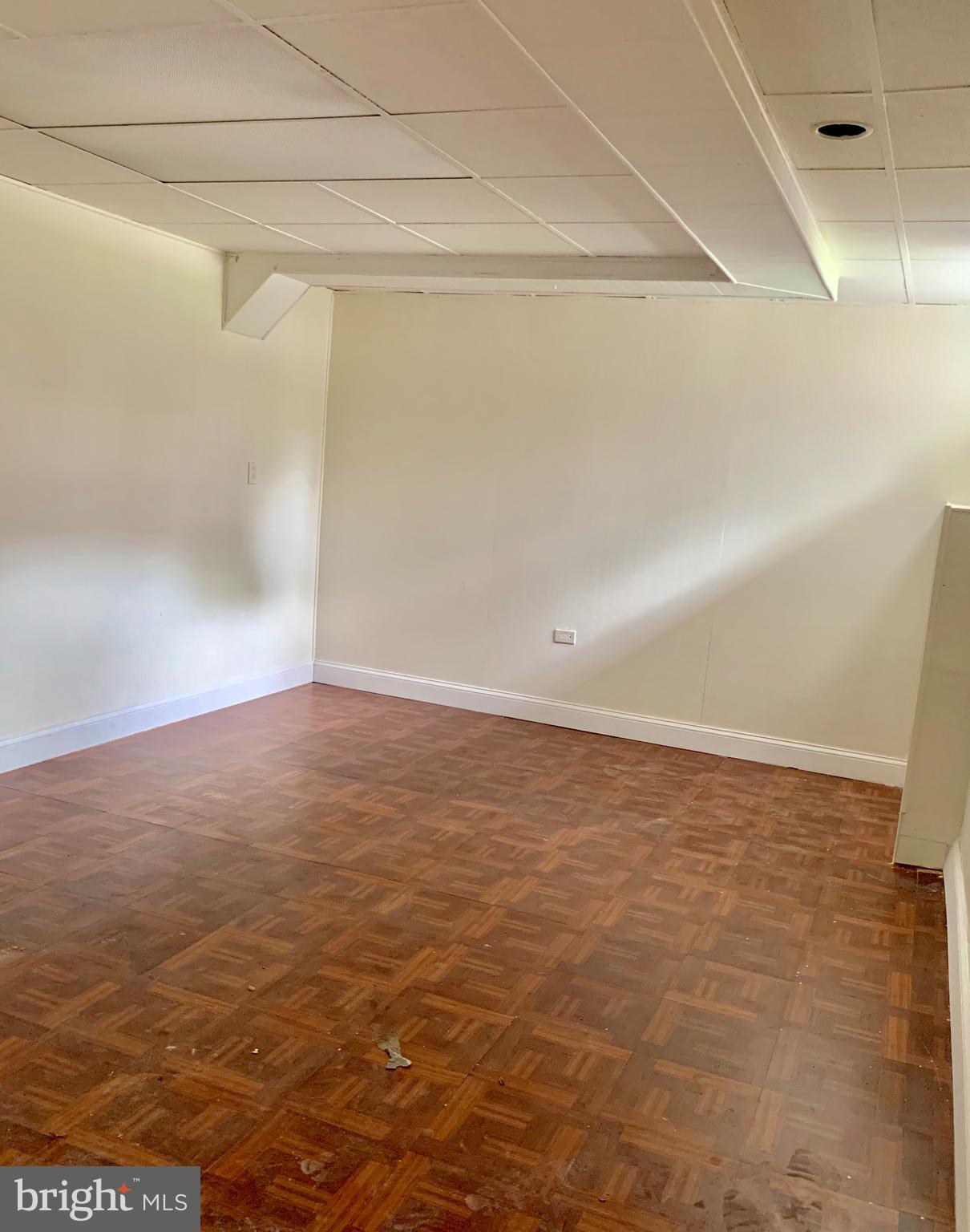 BELAIR-EDISON - Residential Lease