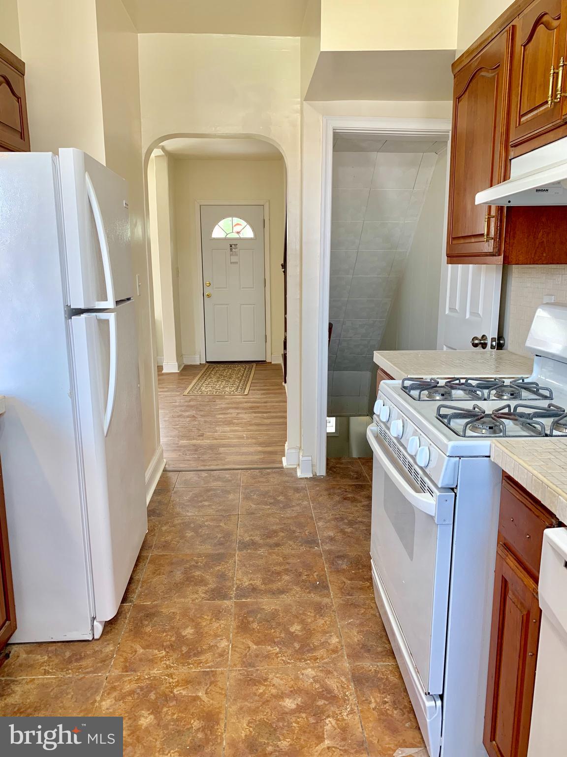 BELAIR-EDISON - Residential Lease