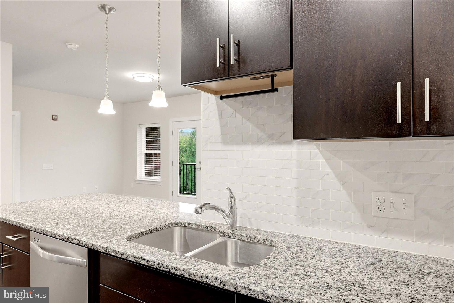 2907 BLEEKER STREET 3-206