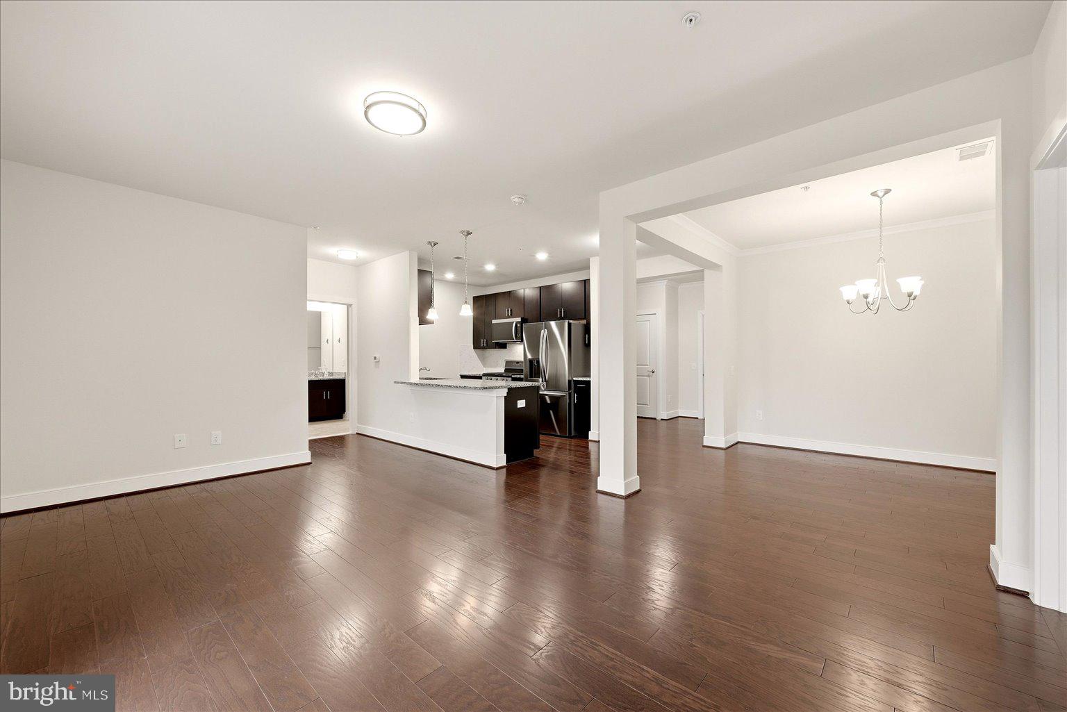 2907 BLEEKER STREET 3-206
