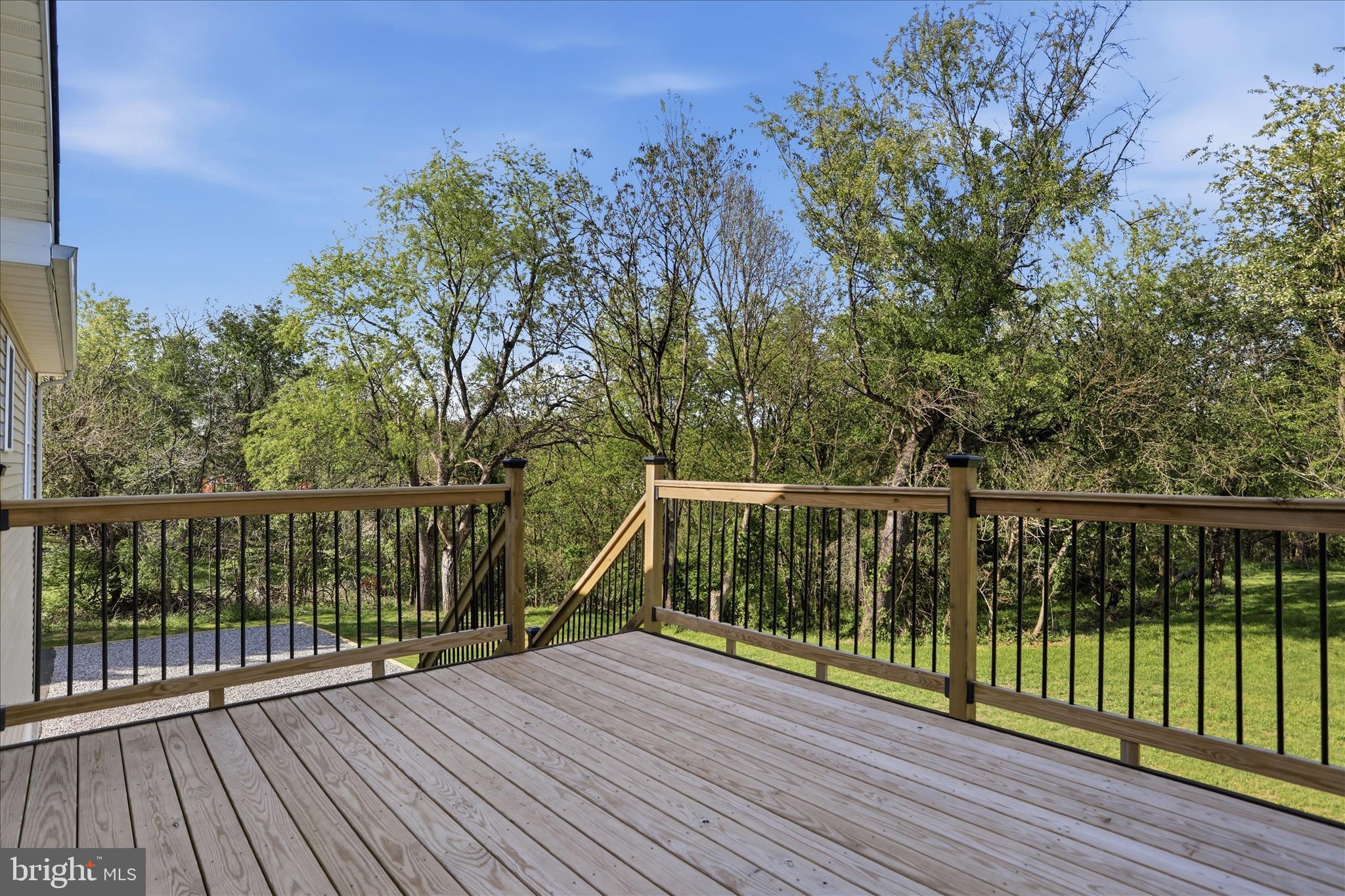 RED HAWK - Residential