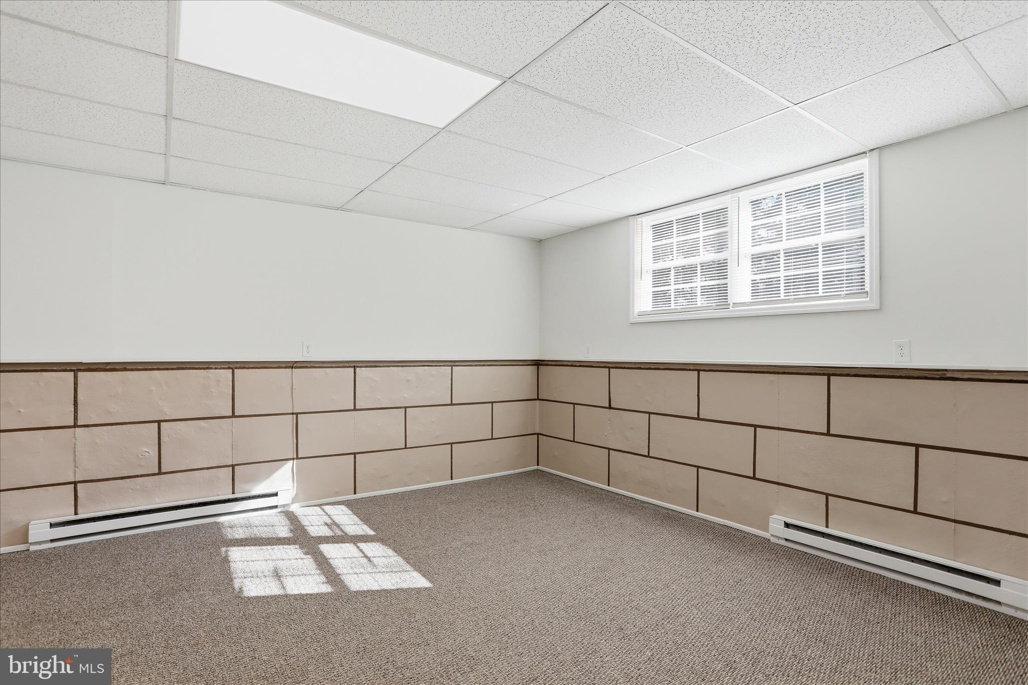 RED HAWK - Residential