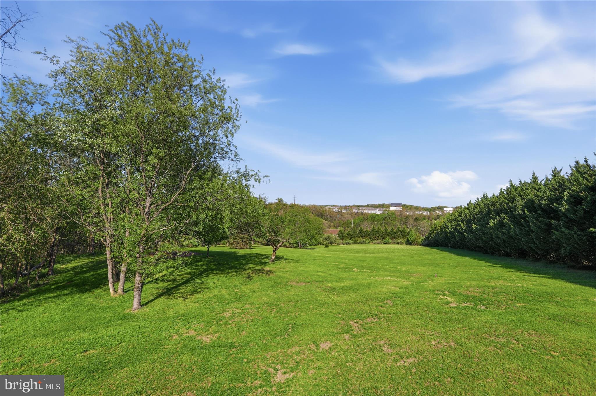 RED HAWK - Residential