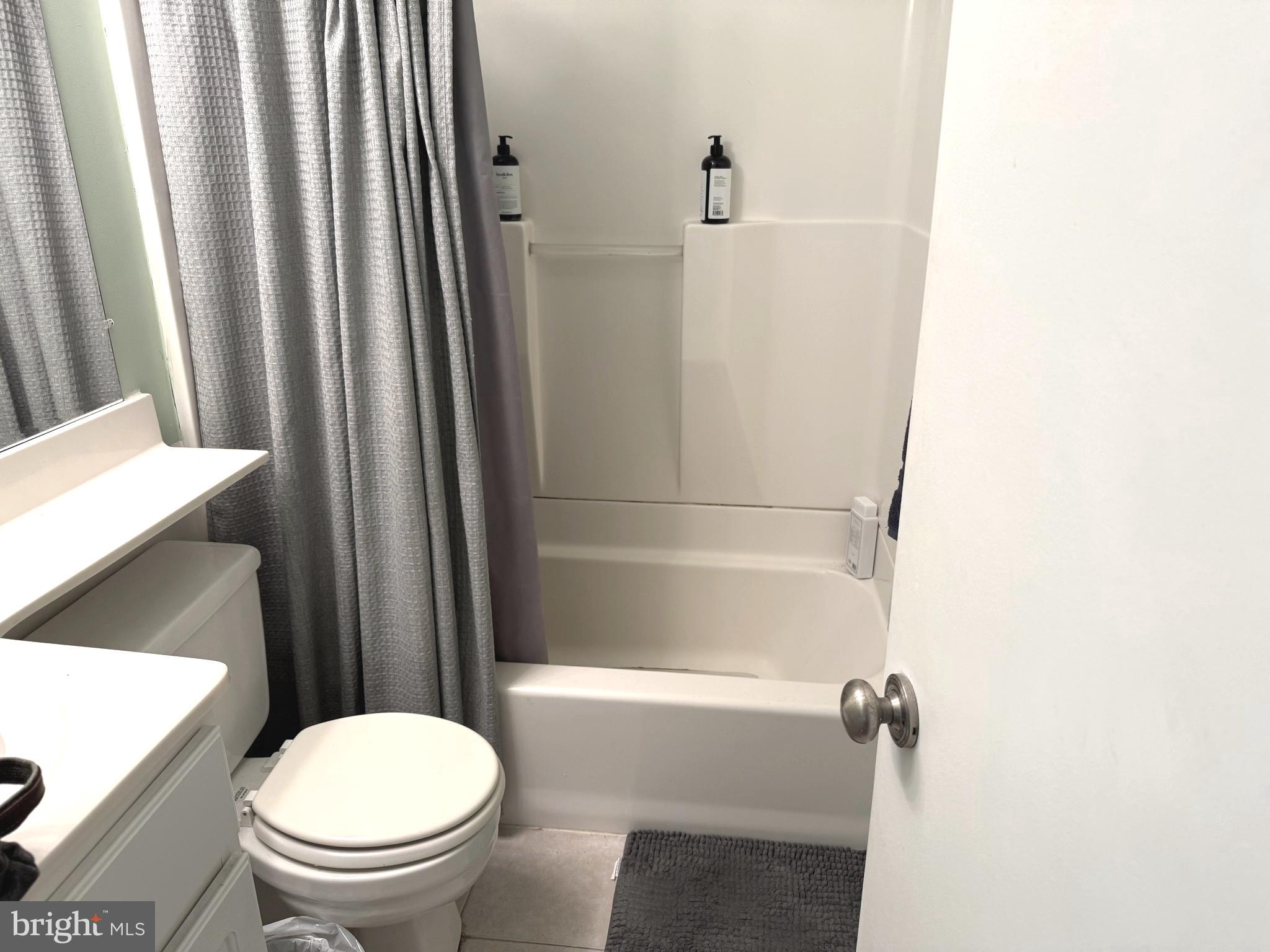 RADNOR - FORT MYER HEIGHTS - Residential