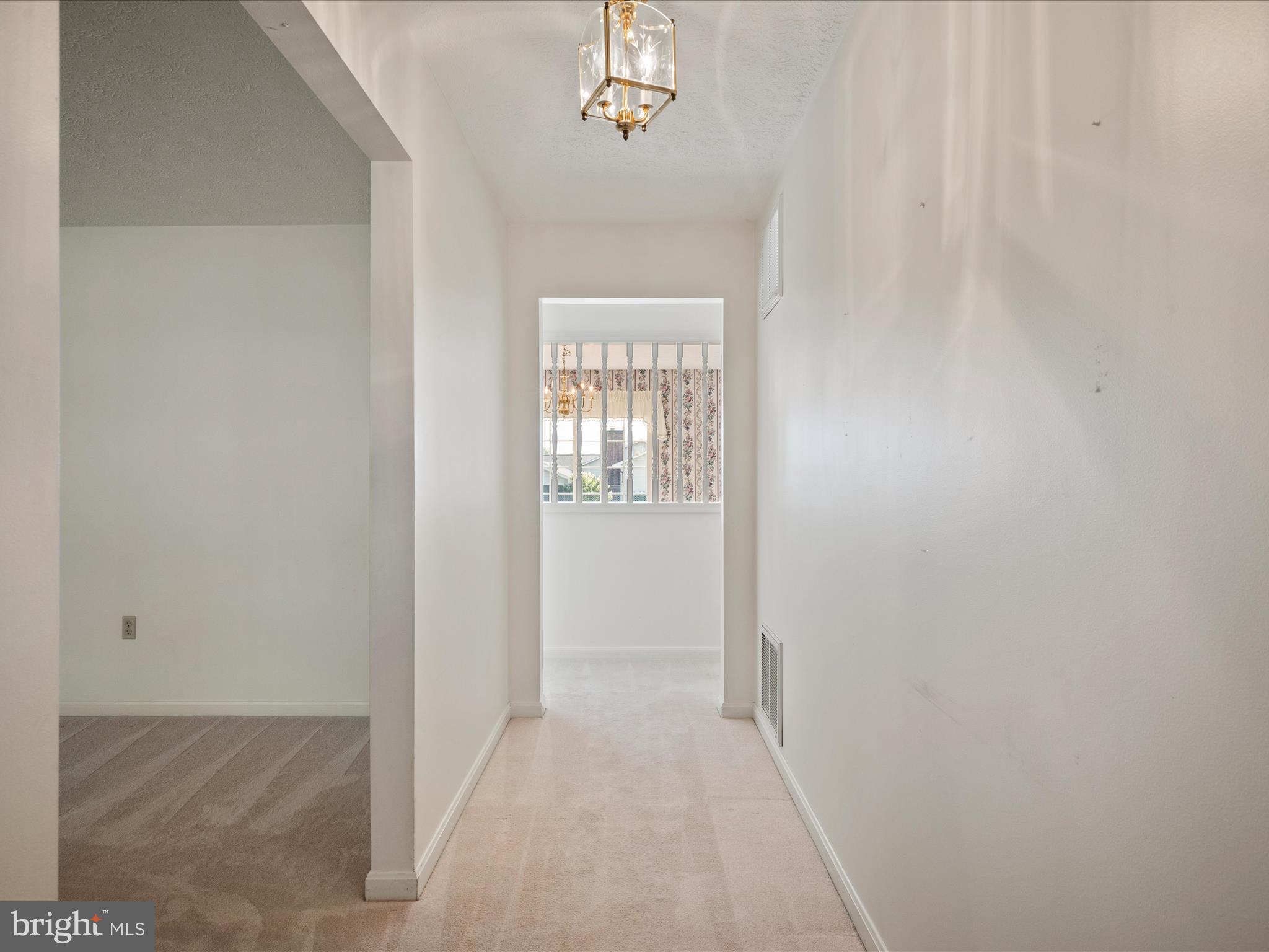 WAKELAND MANOR - Residential