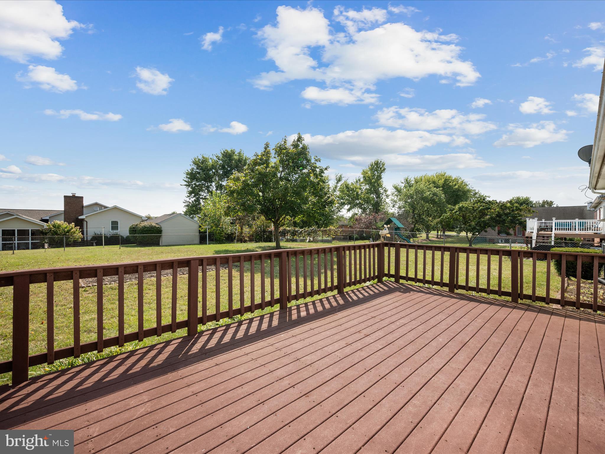 WAKELAND MANOR - Residential