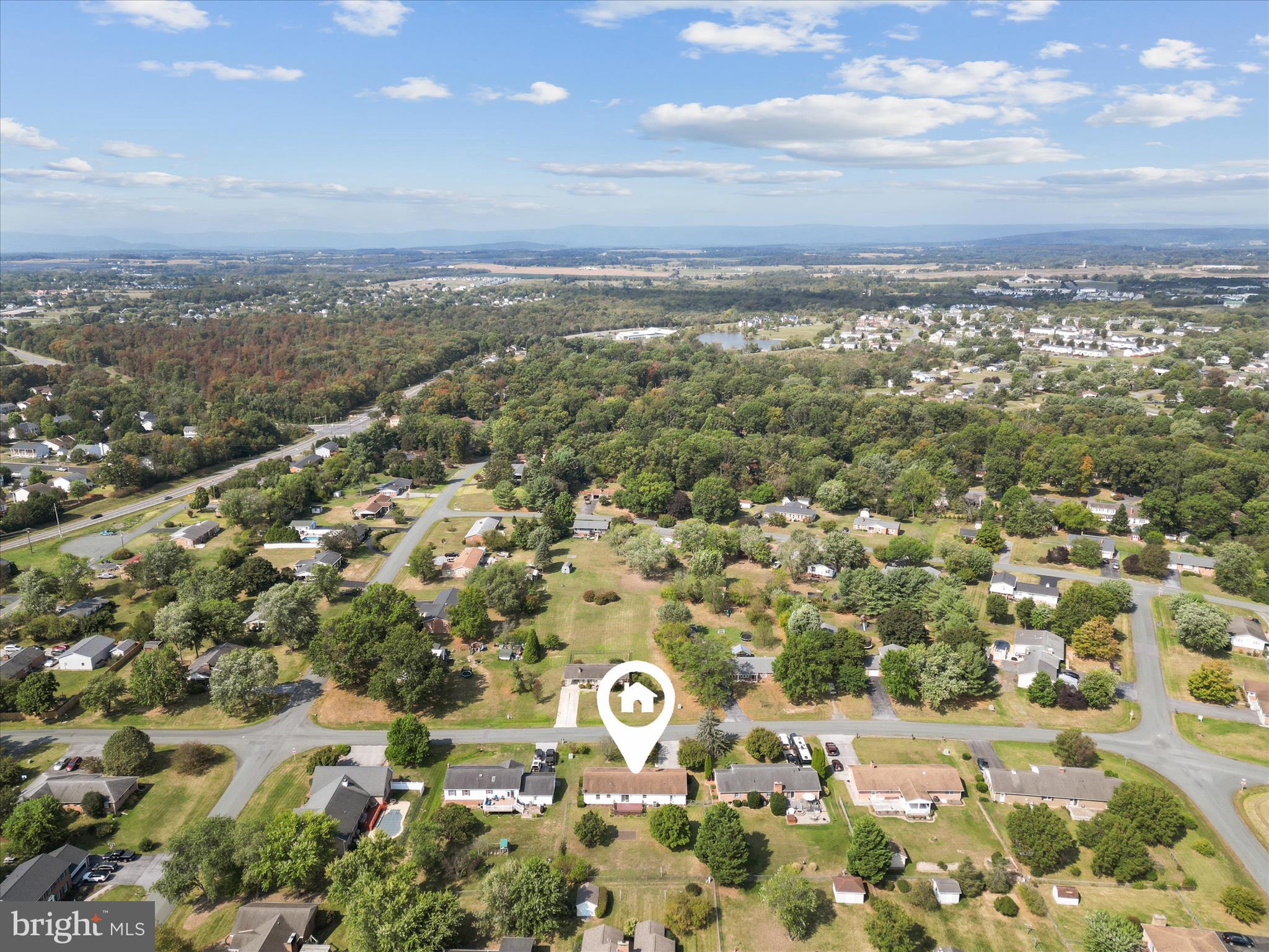 WAKELAND MANOR - Residential