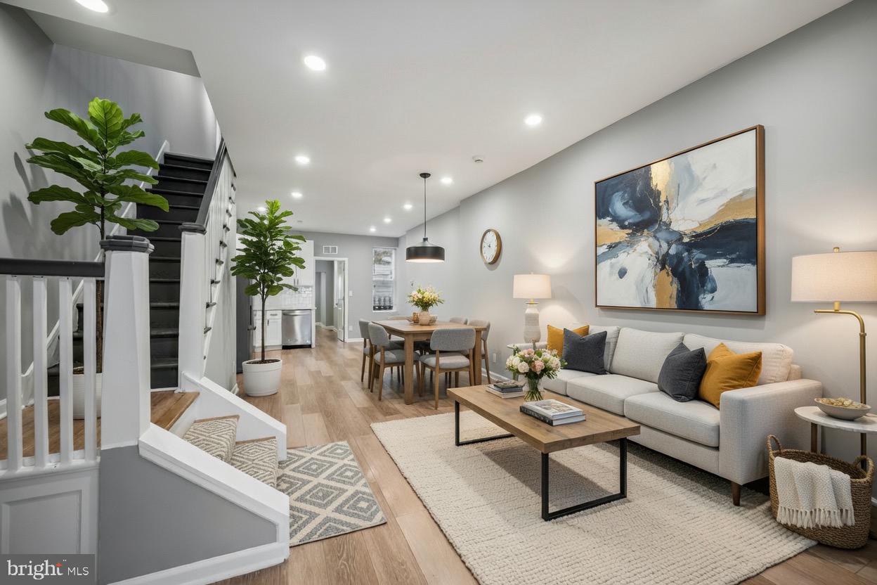 WEST OAK LANE - Residential