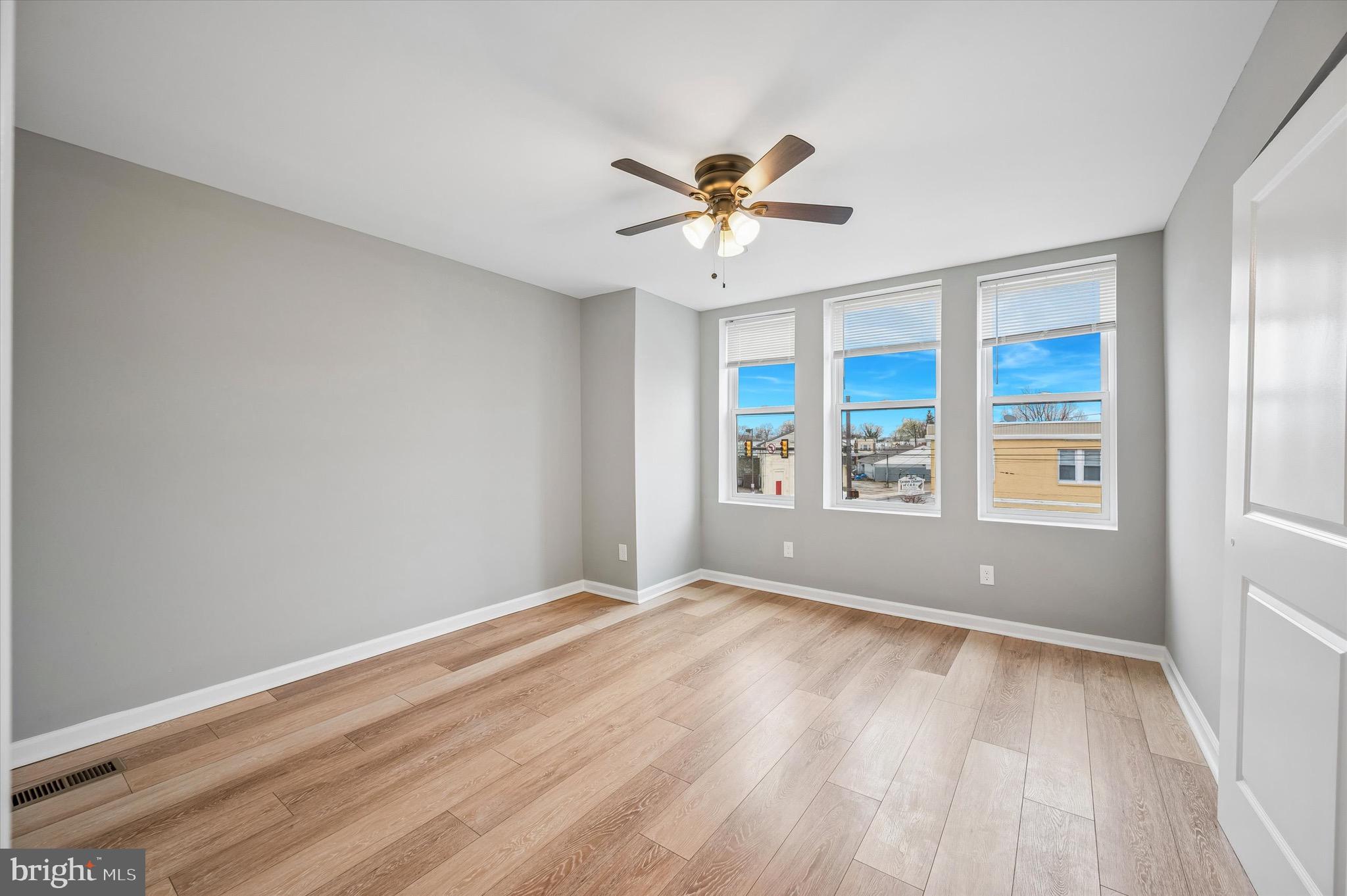 WEST OAK LANE - Residential