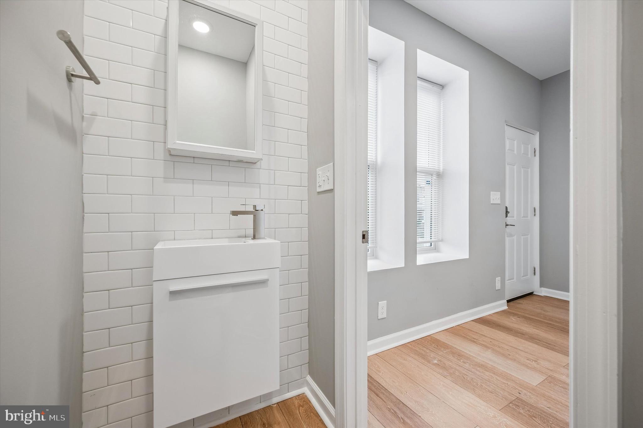 WEST OAK LANE - Residential