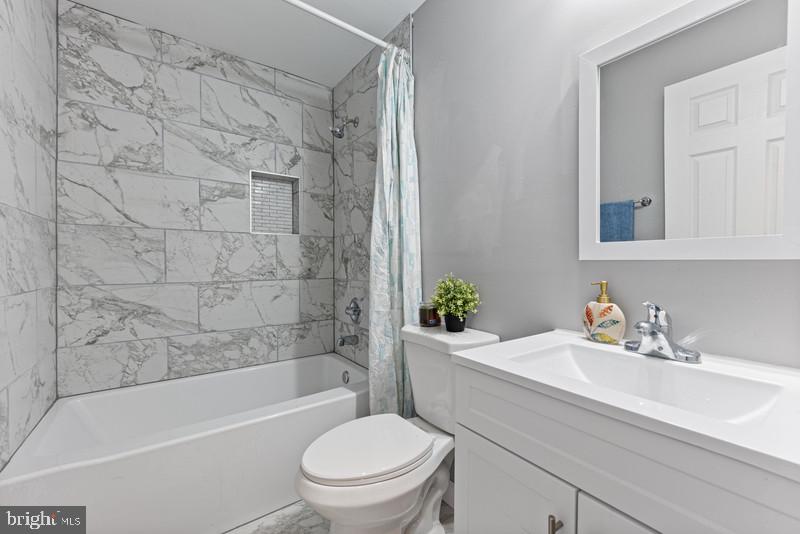ARLINGTON - Residential