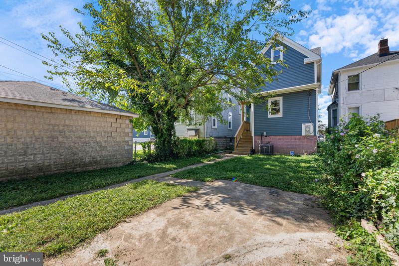 ARLINGTON - Residential