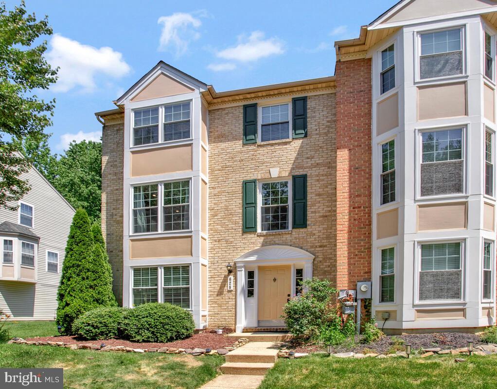 628 TALON COURT