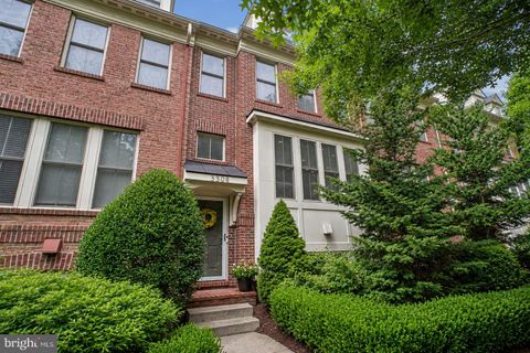Townhouse For Rent - 3308 Kemper Road<br/> ARLINGTON, VA 22206