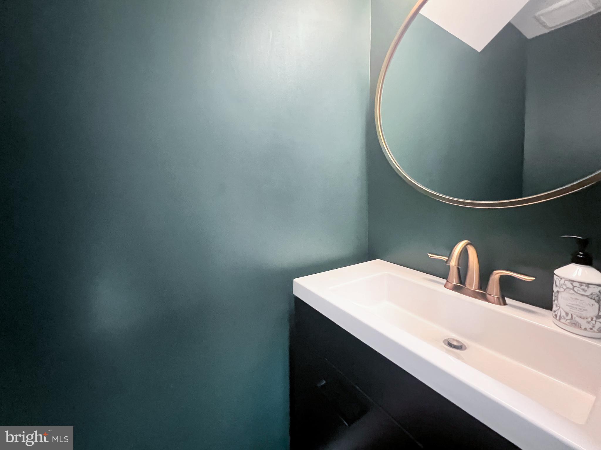 RIVERWALK AT CROFTON - Residential Lease