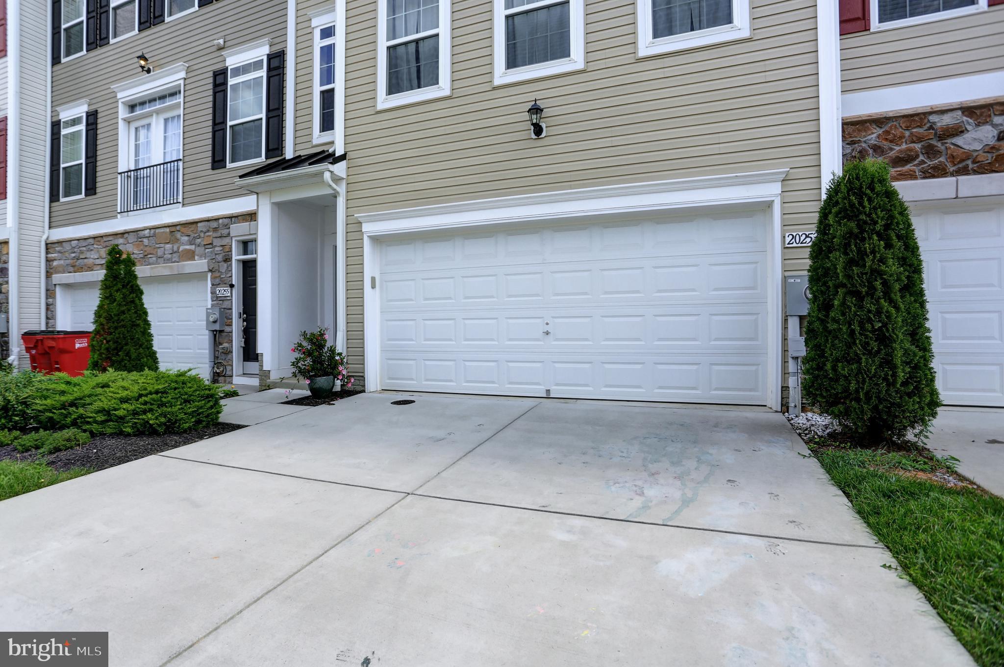 ROSEWOOD VILLAGE - Residential