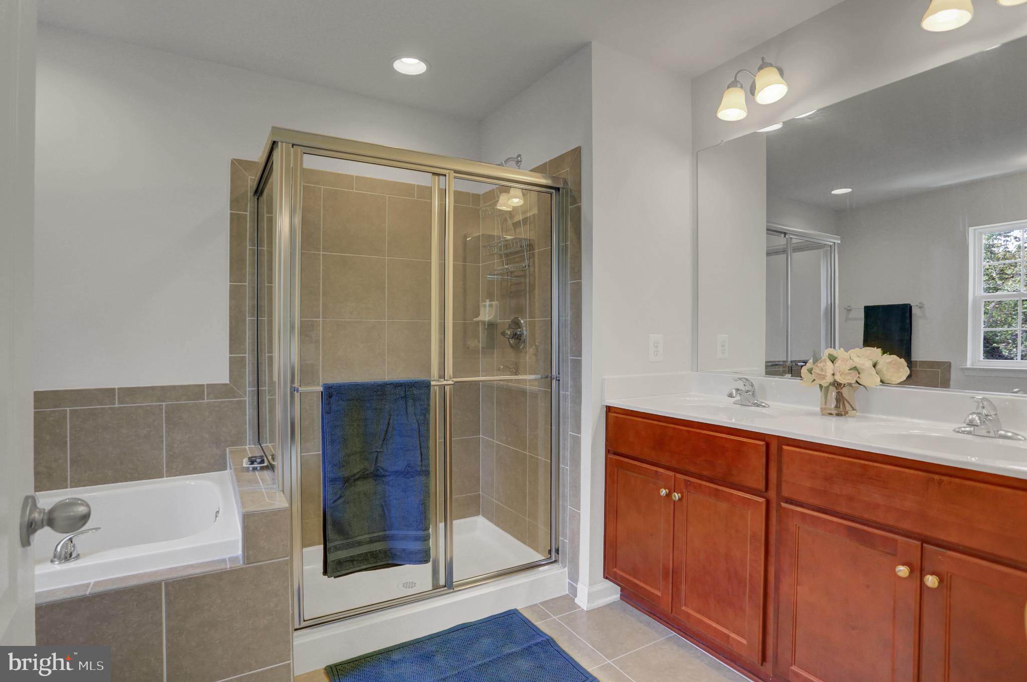 ROSEWOOD VILLAGE - Residential