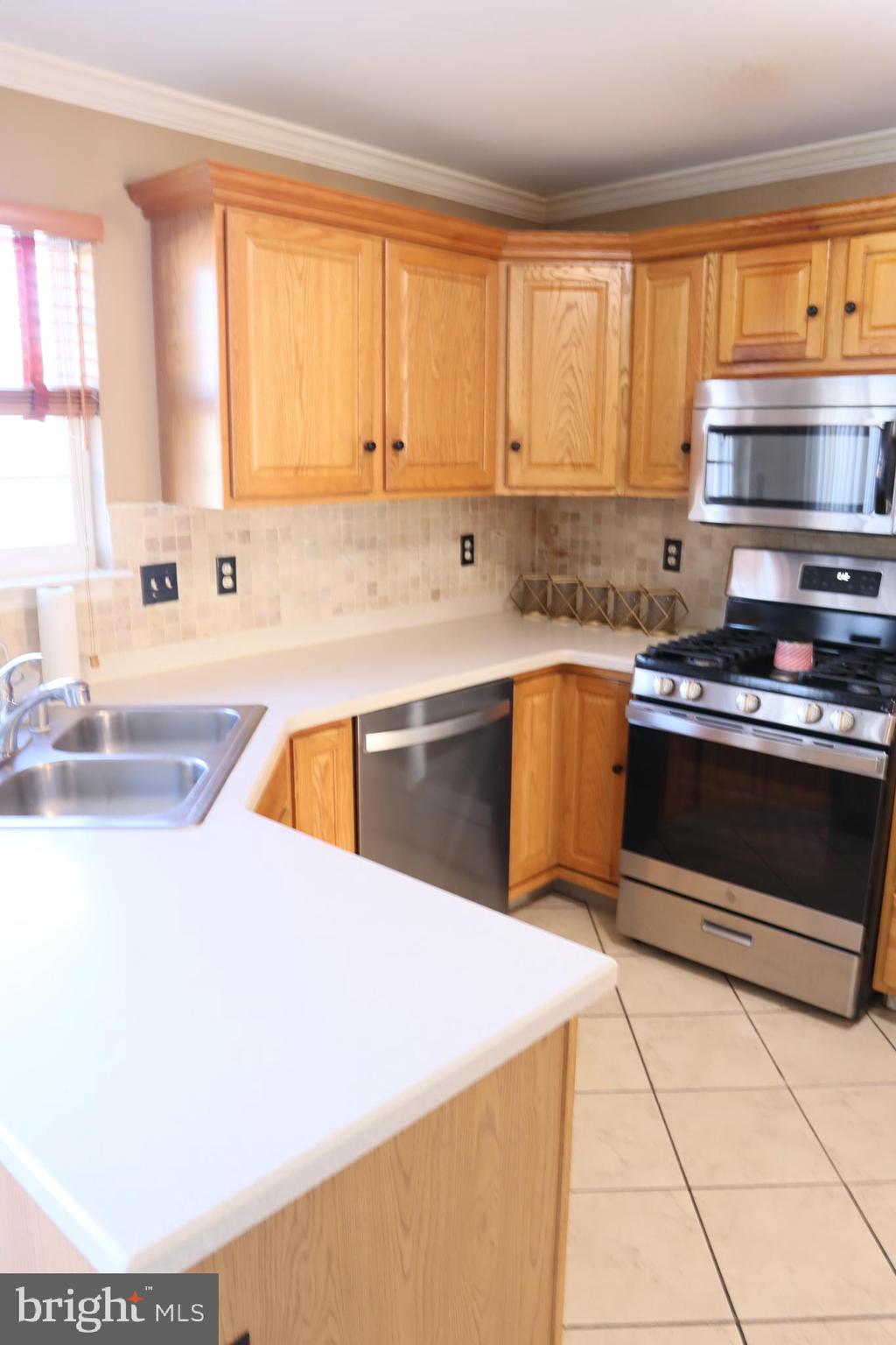 MALLARD POINTE - Residential