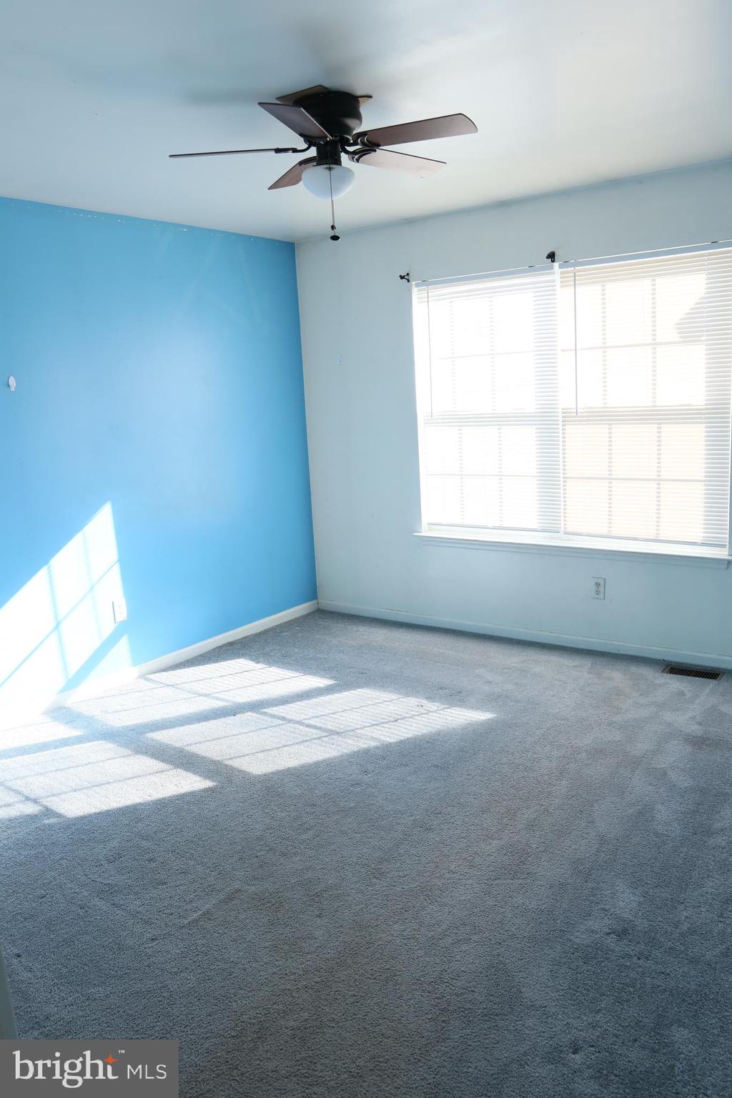 MALLARD POINTE - Residential