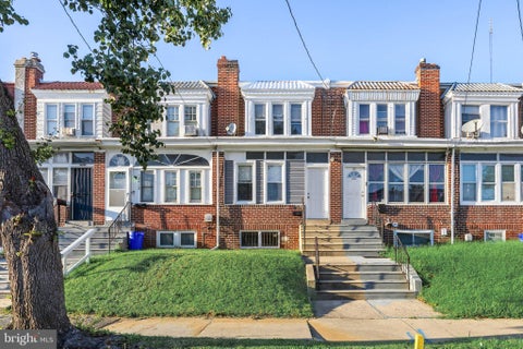 Townhouse For Sale - 2914 N Congress Road<br/> CAMDEN, NJ 08104