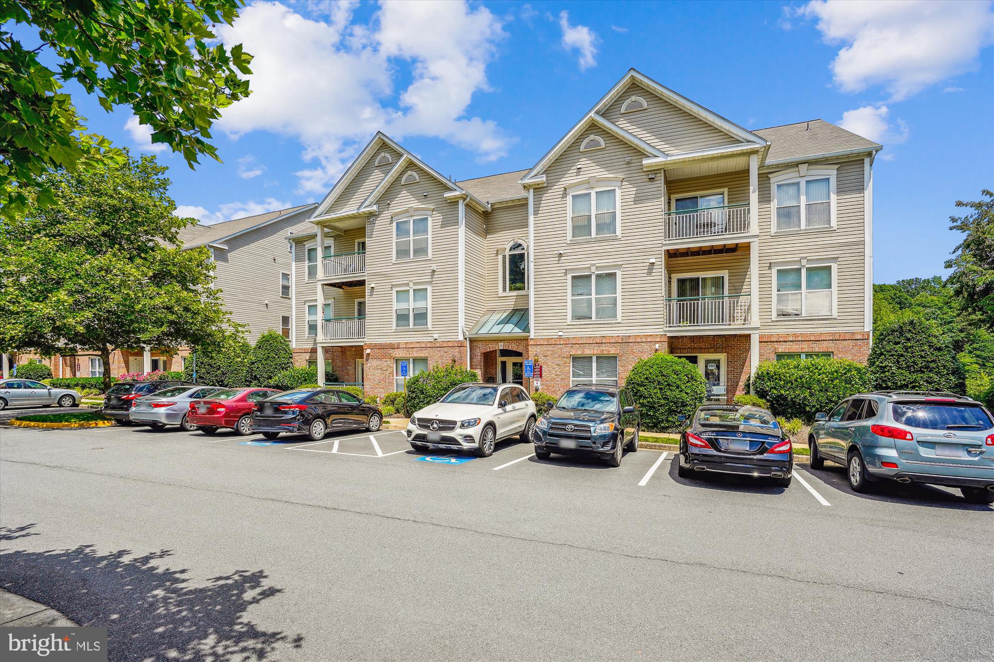 CHANCERY OF KINGSTOWNE - Residential