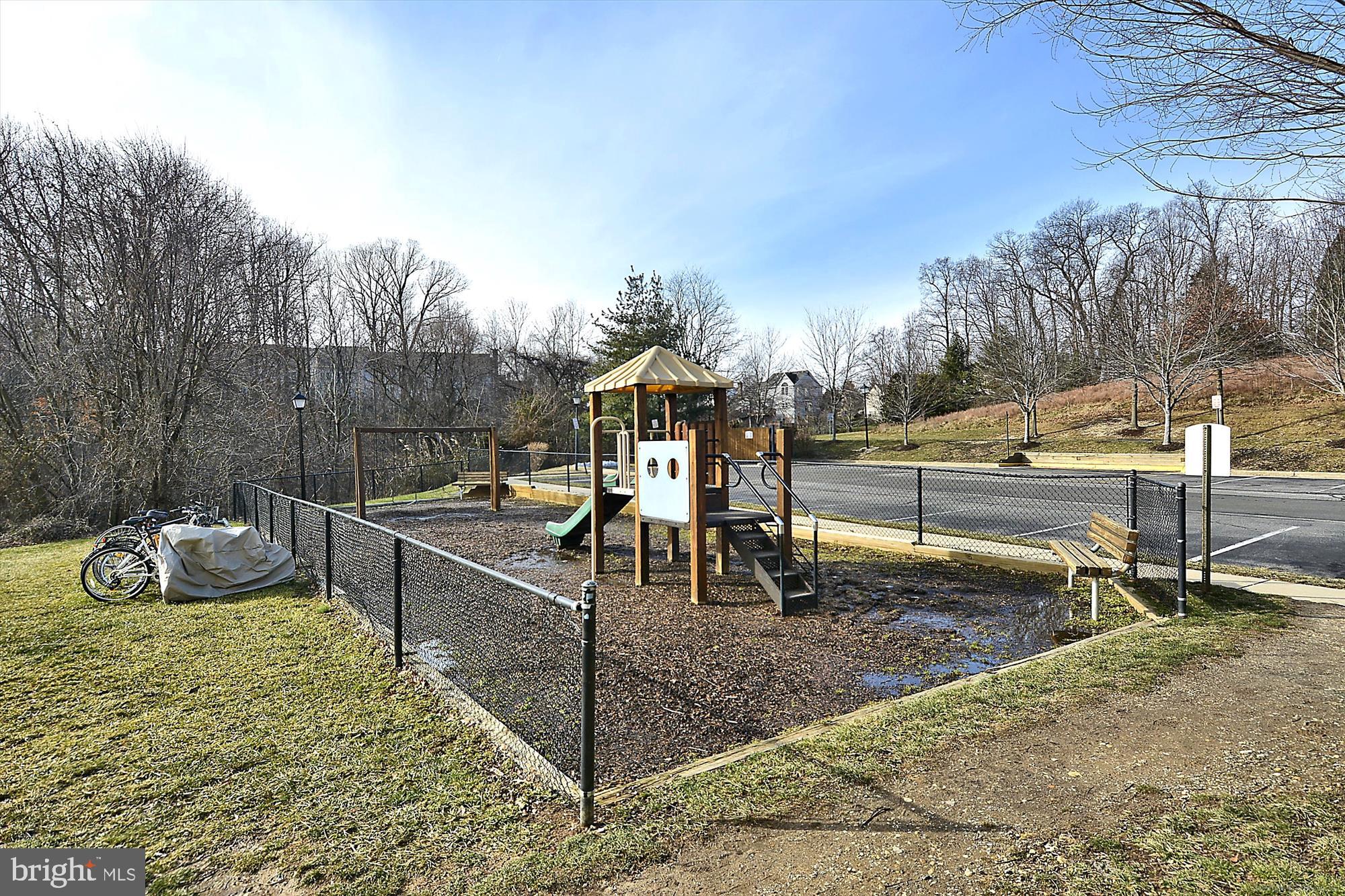 CHANCERY OF KINGSTOWNE - Residential