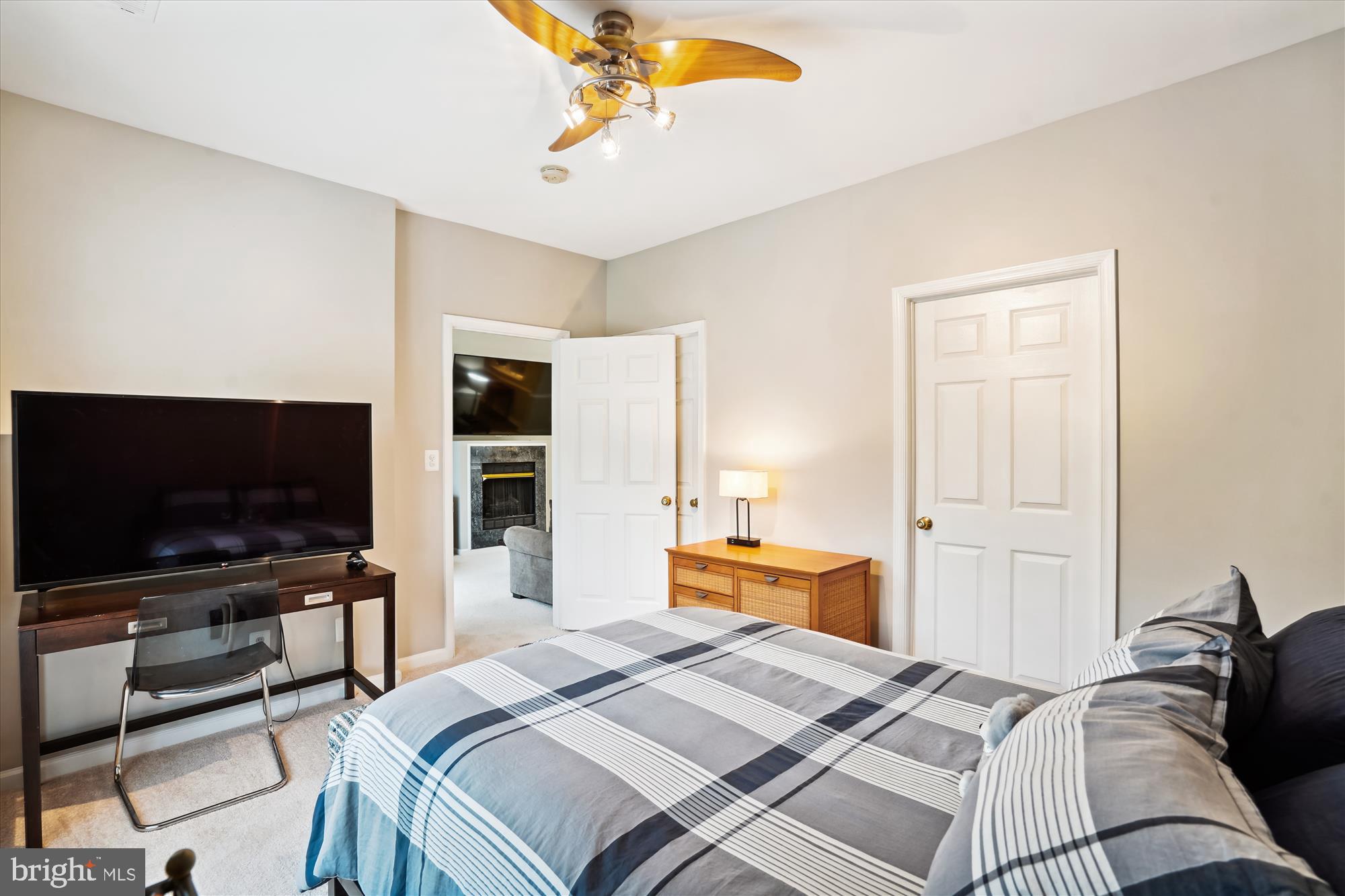 CHANCERY OF KINGSTOWNE - Residential