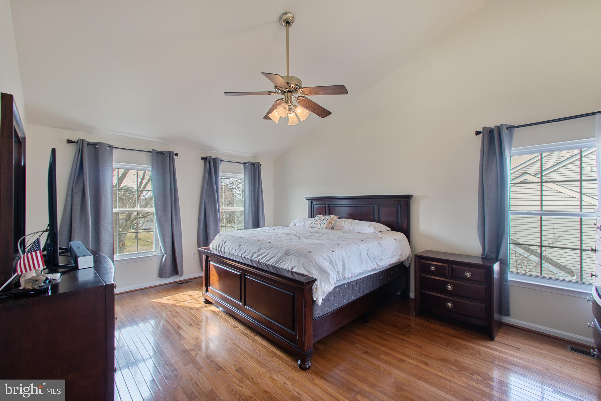 STONE RIVER - Residential