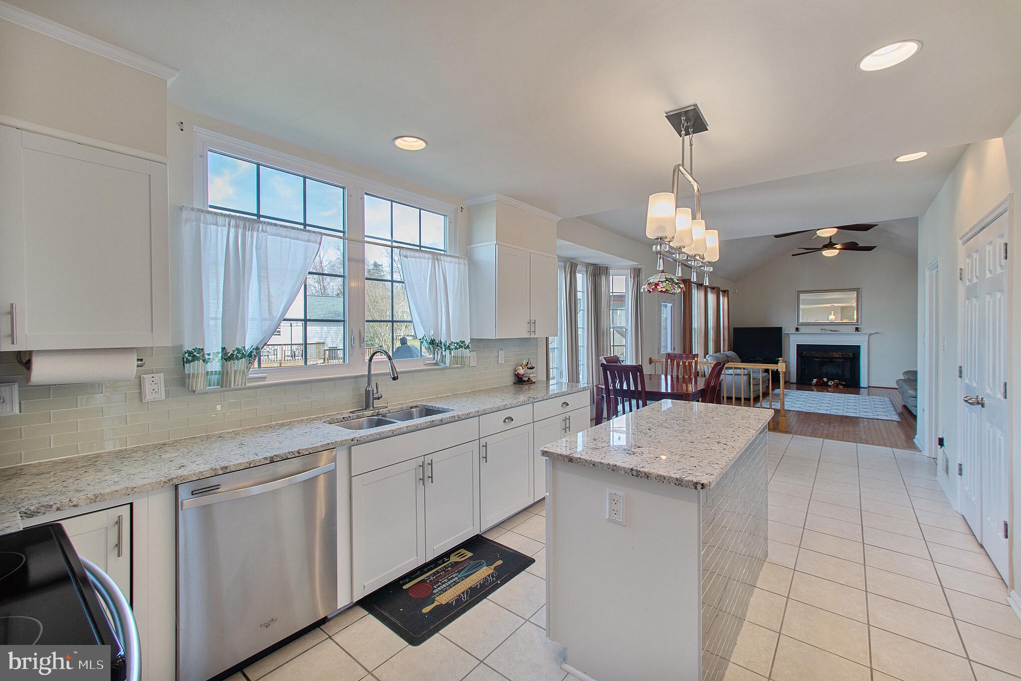 STONE RIVER - Residential